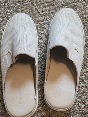Old Navy Beige Slip-On Perforated Flats